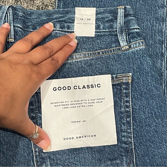 Good American Blue Ankle & Cropped Jeans - Picture 9 of 11